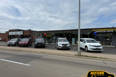 Access-Mobility-Vans-La-Crosse-Wisconsin-Showroom-Photo-002-scaled