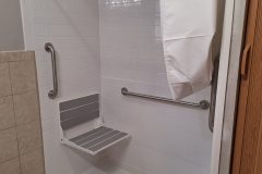 Accessible-Shower-Chicago-IL-02-scaled