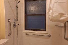 Rock-Island-IL-Bathroom-003-scaled