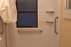 Rock-Island-IL-Bathroom-004-scaled