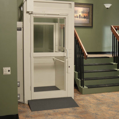 Platform Lifts in Appleton WI, Chicago, Waukesha WI, and Wausau WI 
