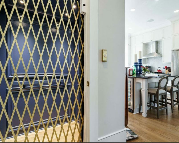 Savaria home elevator in Bloomington, IL, kitchen-living room