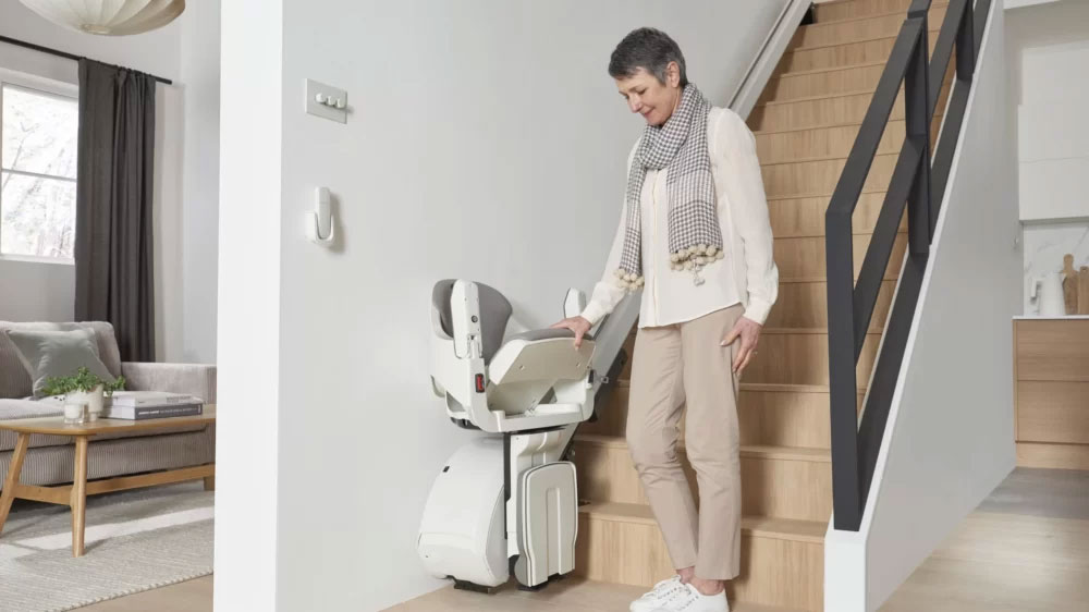 Power Linked Footrest on Access BDD HomeGlide Extra. Footrest Automatically folds and unfolds with the Seat